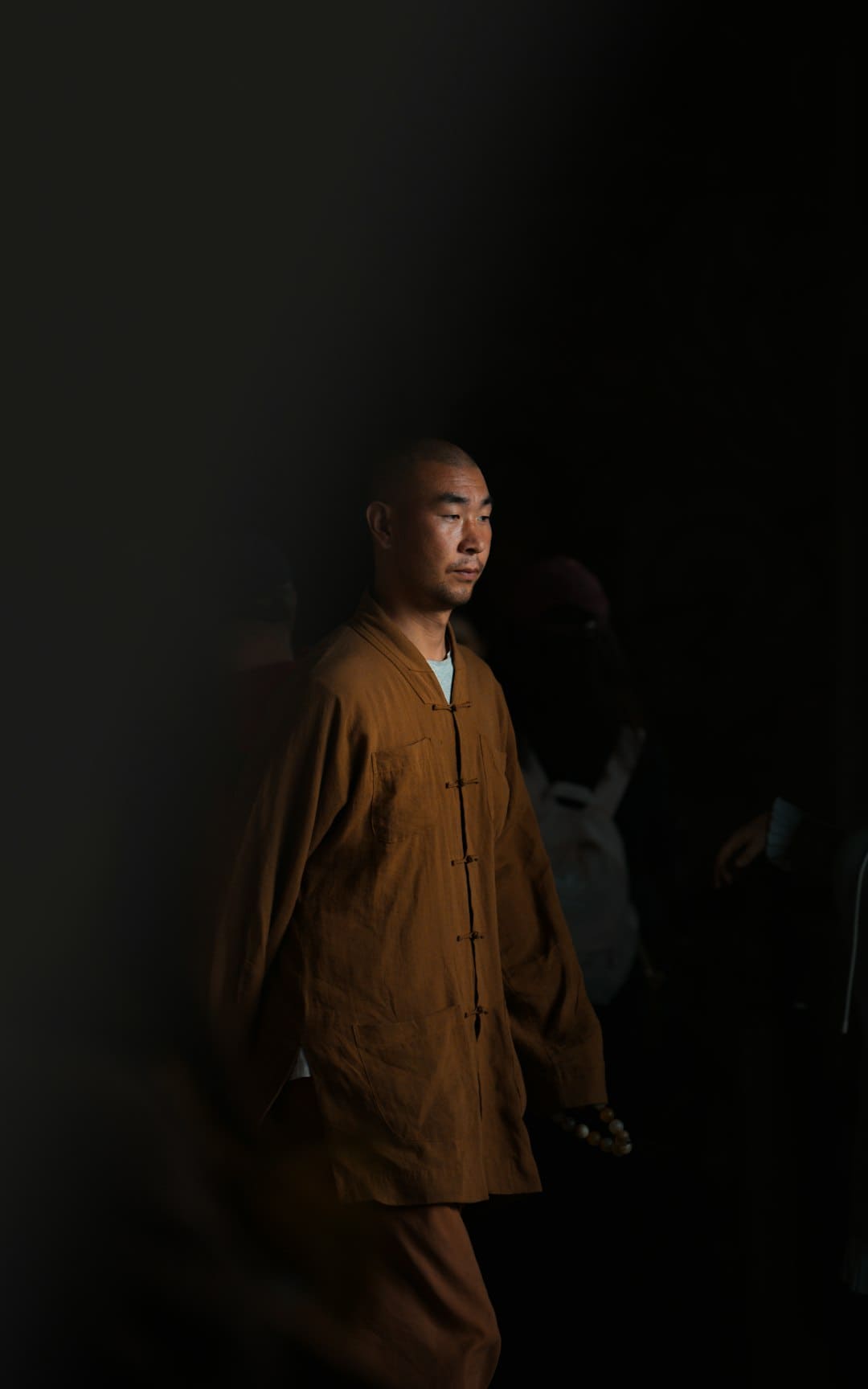 豆瓣9.0分！陈佩斯导演话剧《戏台》12月将在长沙开演